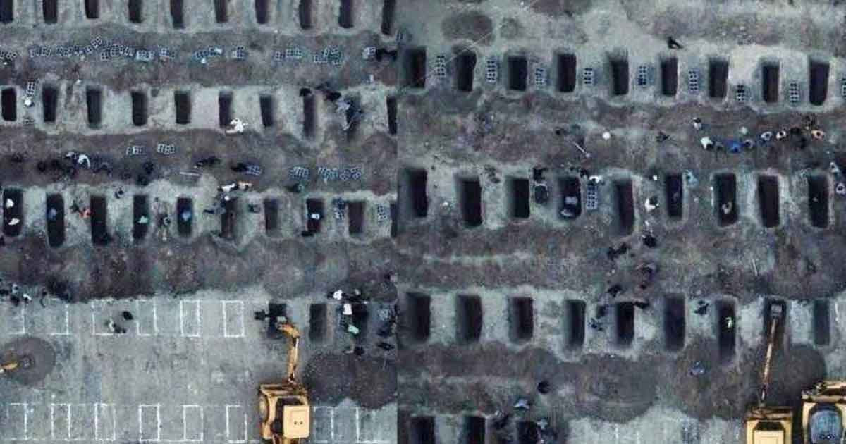 ইসরায়েলি হামলায় নিহতদের গণকবরের ছবি প্রকাশ করল ইরান