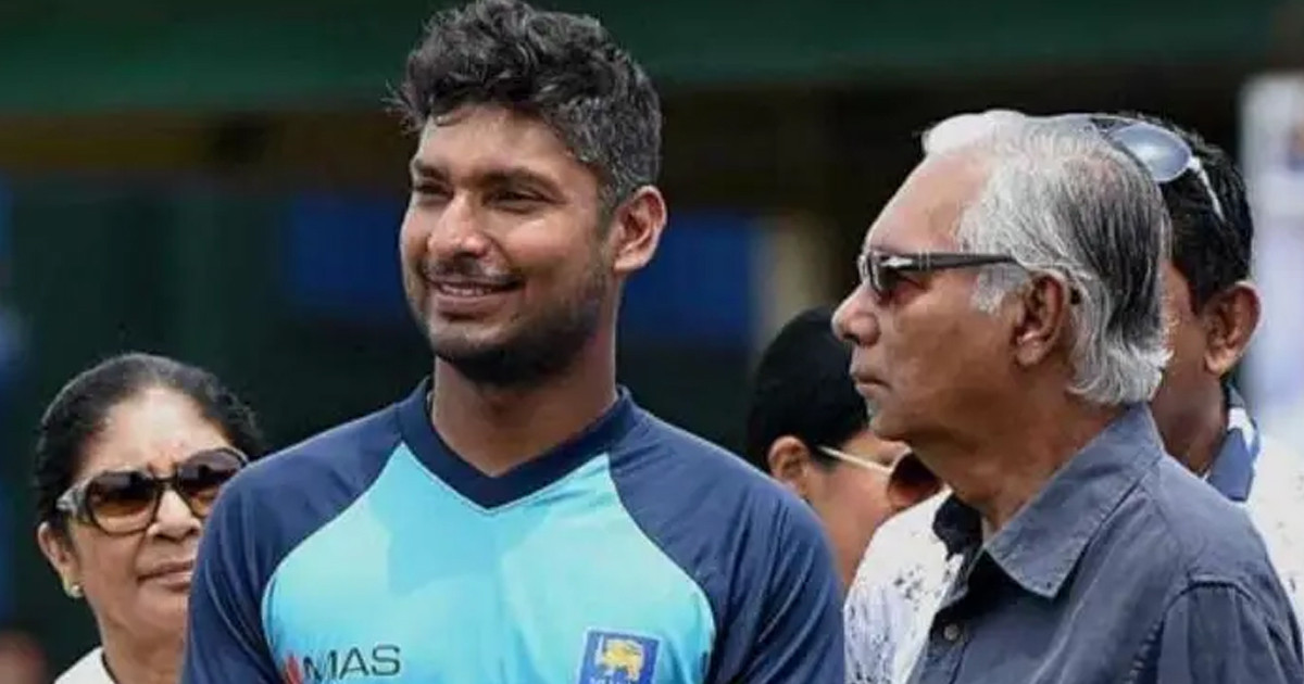 বাবা হারালেন লঙ্কান কিংবদন্তি কুমার সাঙ্গাকারা