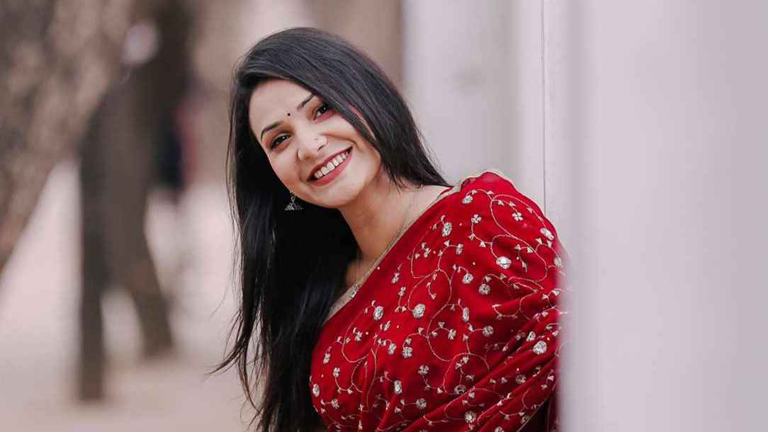 দেশে ফিরেছেন আত্মহত্যার প্ররোচনা মামলায় অভিযুক্ত অভিনেত্রী তিথি