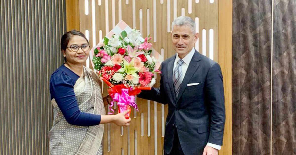 ঢাকায় মার্কিন সহকারী পররাষ্ট্রমন্ত্রী পল কাপুর