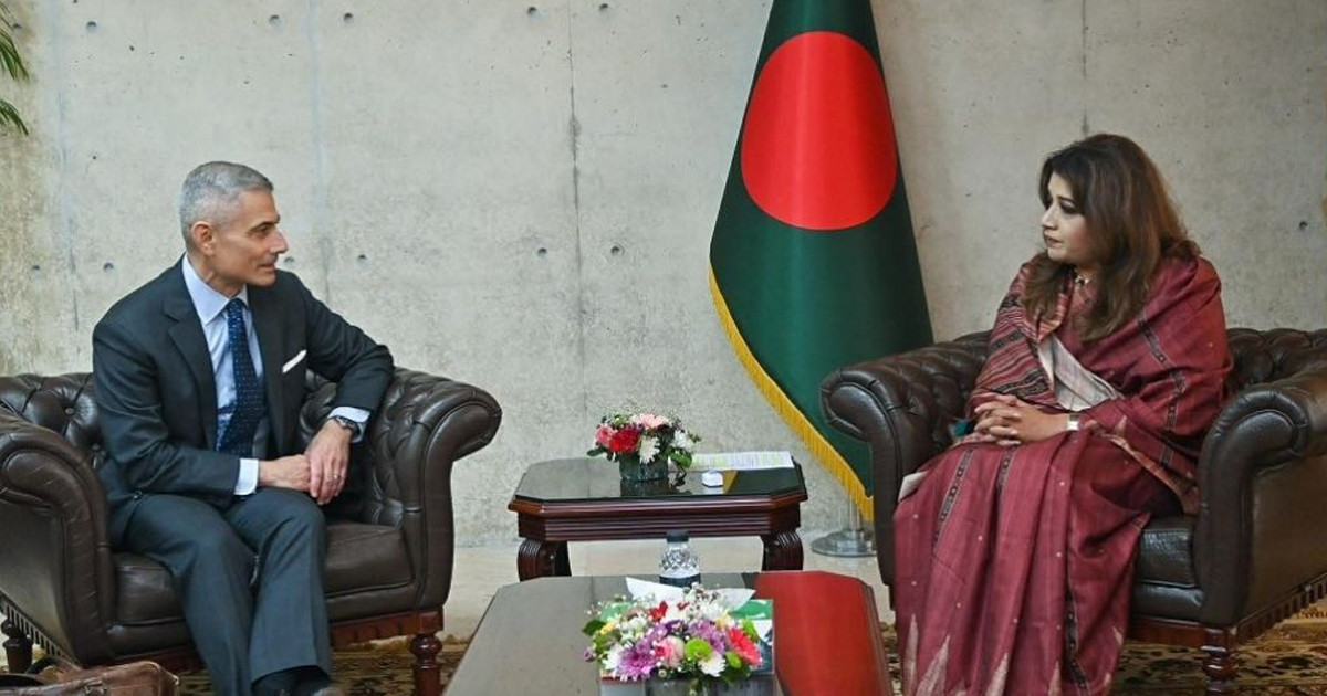 পররাষ্ট্র প্রতিমন্ত্রী শামা ওবায়েদের সঙ্গে বৈঠকে পল কাপুর