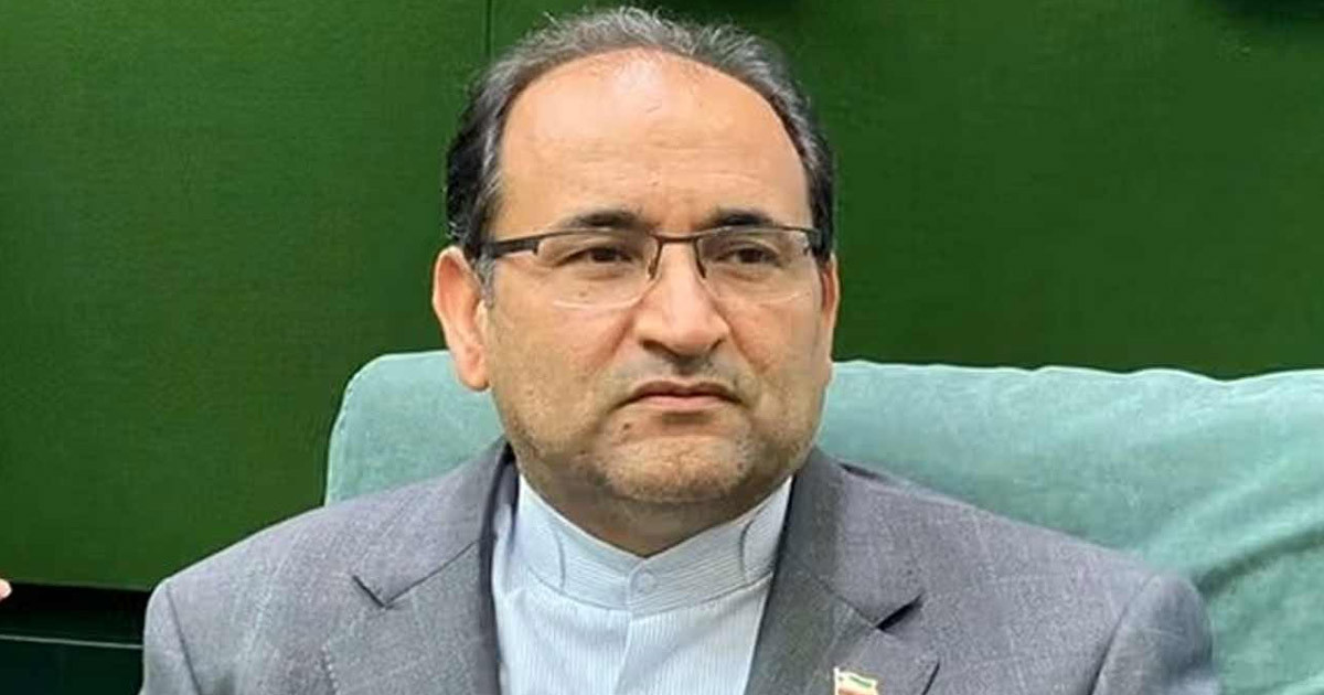 যুক্তরাষ্ট্র শান্তির পথে না এলে সর্বশক্তি দিয়ে যুদ্ধ চালিয়ে যাবে ইরান