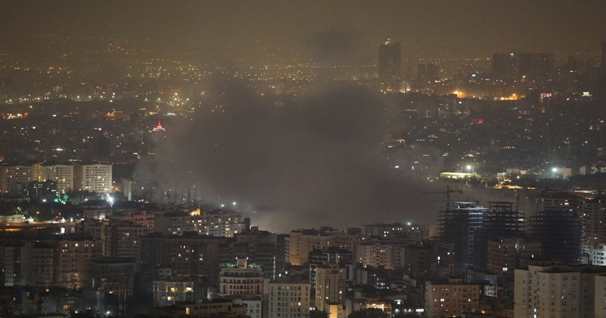 চরম ক্ষেপে যাওয়া ইরানের সামনে কতদিন টিকতে পারবে ছোট ইসরায়েল?