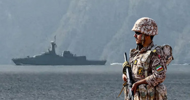 যুক্তরাষ্ট্র-ইসরায়েল-ইউরোপের জাহাজের জন্য হরমুজ প্রণালি বন্ধ: আইআরজিসি