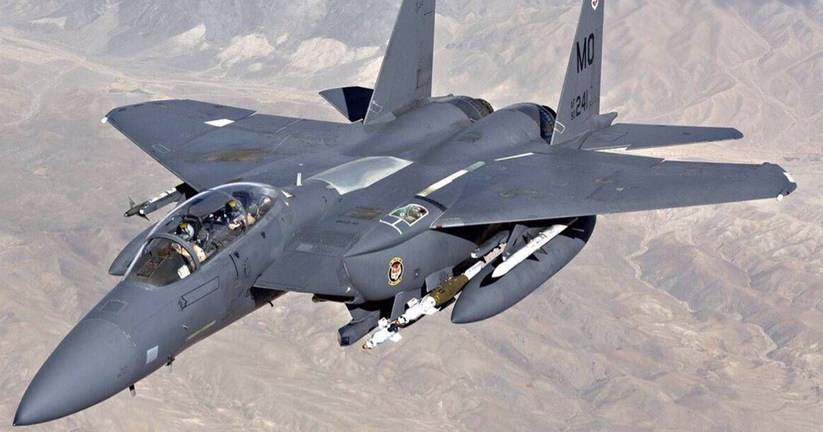 যুক্তরাষ্ট্রের অত্যাধুনিক যুদ্ধবিমান ভূপাতিত করার দাবি ইরানের