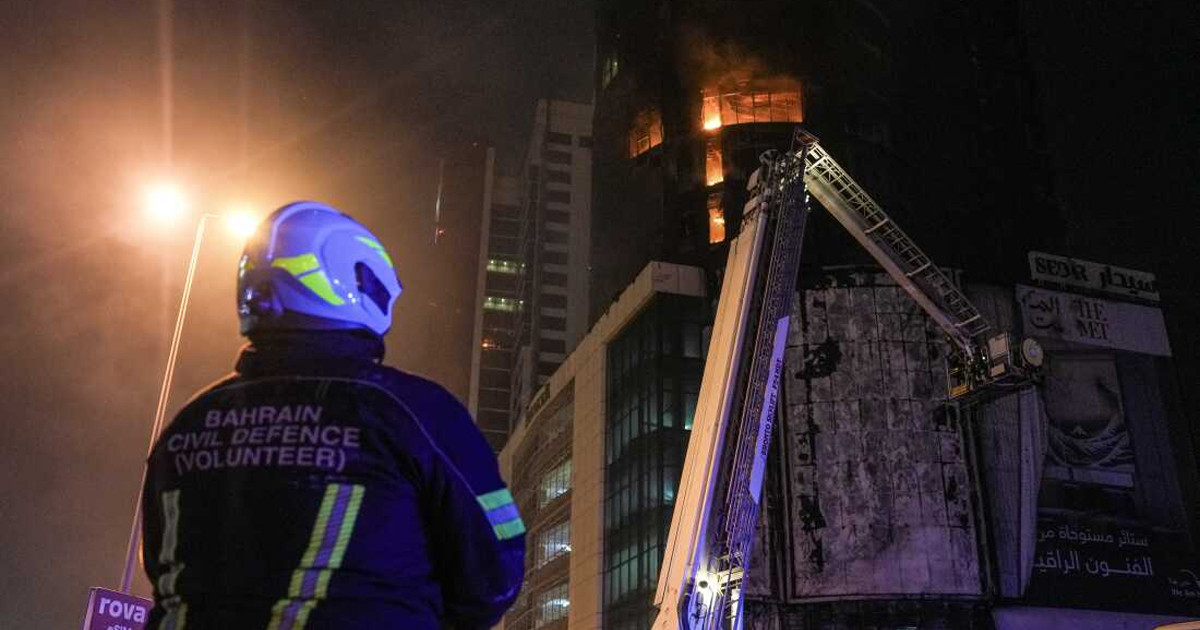 হোটেলে গোপন বৈঠকে মত্ত মার্কিন সেনারা, ড্রোন দিয়ে পুরো ভবনই জ্বালিয়ে দিলো ইরান