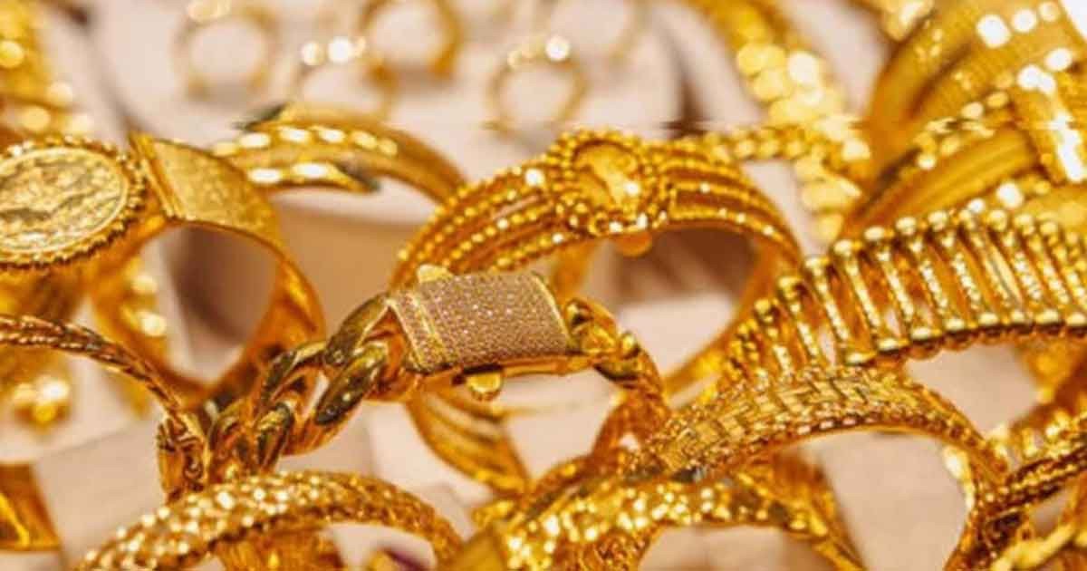 রেকর্ড কমার পর দেশের বাজারে কত দামে বিক্রি হচ্ছে স্বর্ণ?