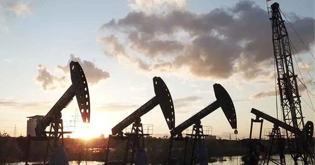 শীর্ষ তেল শোধনাগারগুলোকে রপ্তানি বন্ধের নির্দেশ চীনের