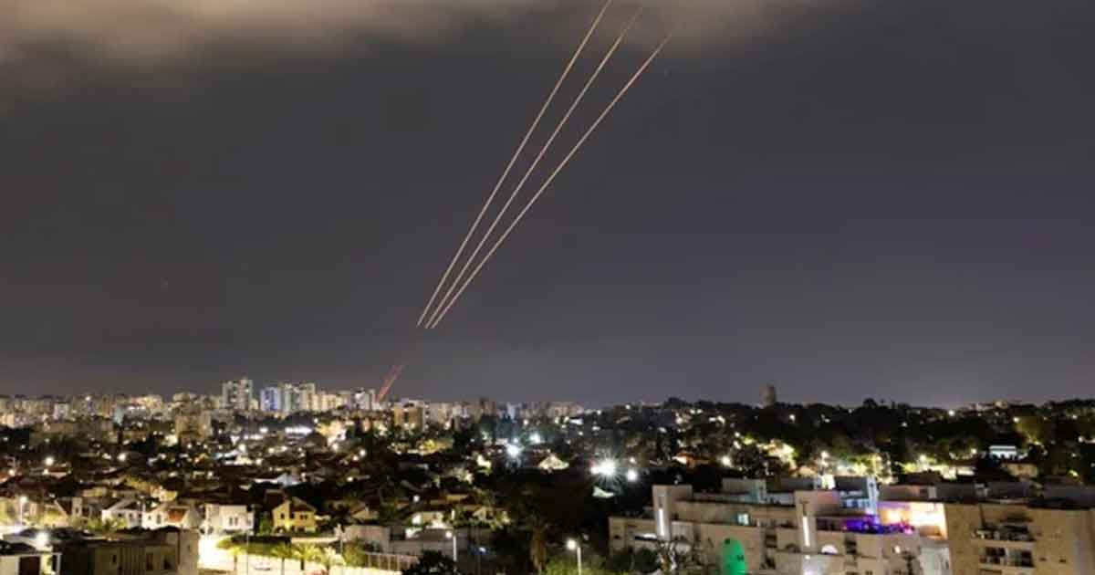 ইসরায়েলের ওপর এবার মারমুখী অস্ত্র ব্যবহারের হুঁশিয়ারি ইরানের