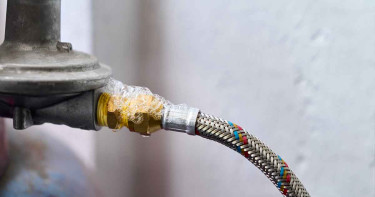 রাজধানীতে গ্যাস লিকেজ থেকে বিস্ফোরণ, দগ্ধ ১০