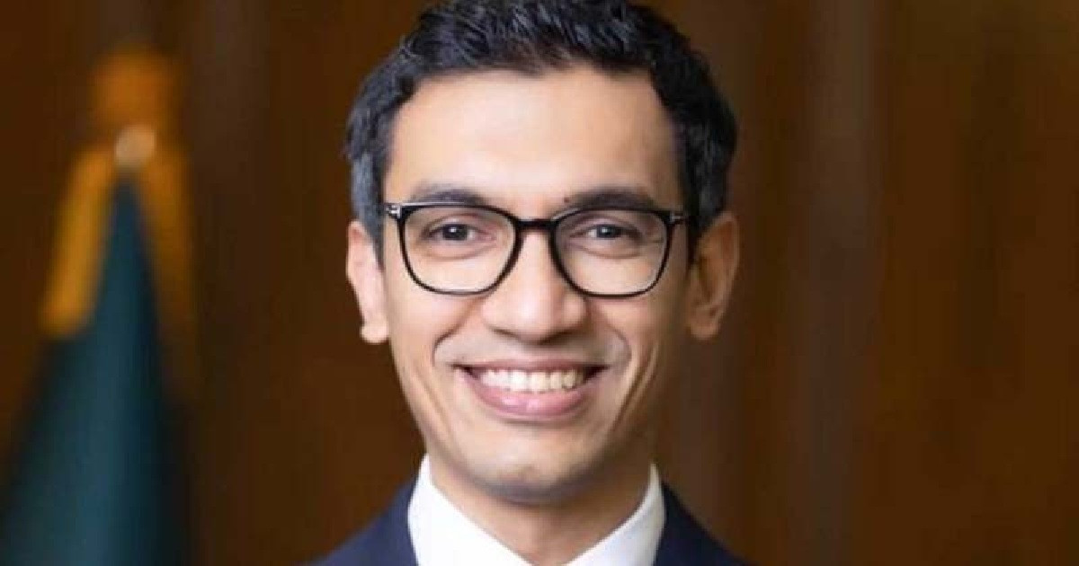 উড়ন্ত আশিক কি ইউনূসের মার্কেটিং ম্যানেজার?