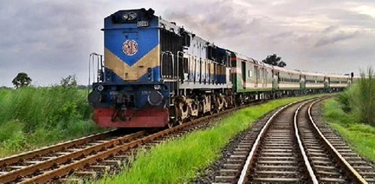 ঈদে ট্রেনের পঞ্চম দিনের টিকিট বিক্রি আজ