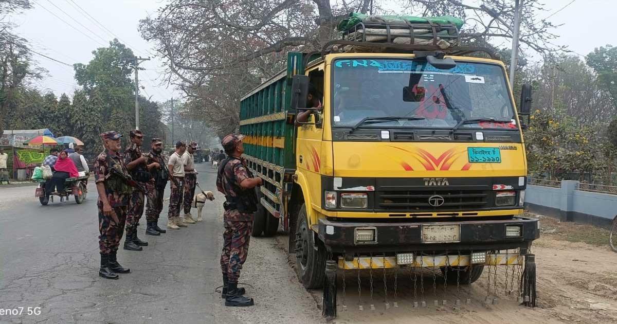 জ্বালানি তেল পাচাররোধে চুয়াডাঙ্গা সীমান্তে বিজিবির কড়া নজরদারি