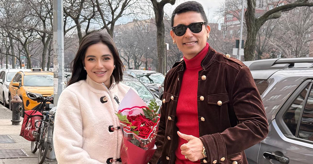 যুক্তরাষ্ট্রে মাহিকে ফুল দিয়ে স্বাগত জানালেন জায়েদ খান