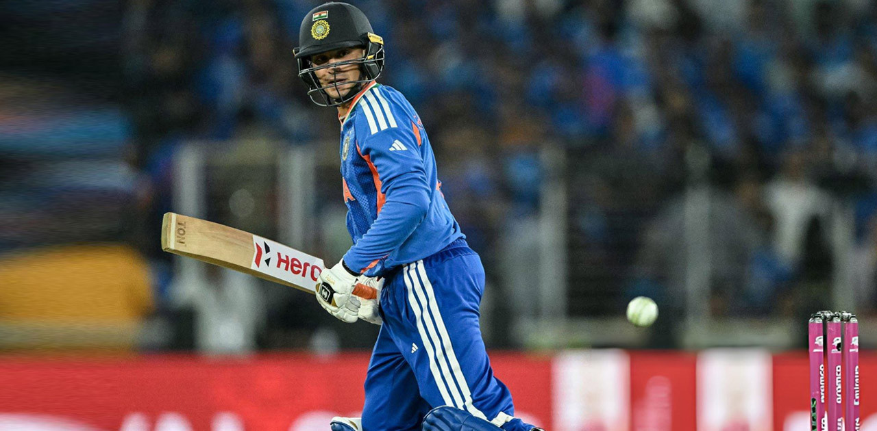 টর্নেডো বইয়ে দিয়ে দ্রুত ফিরলেন অভিষেক