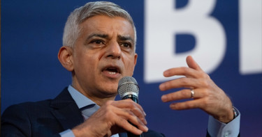 ইরান হামলায় যোগ না দিয়ে সঠিক কাজ করেছেন ব্রিটিশ প্রধানমন্ত্রী: লন্ডন মেয়র