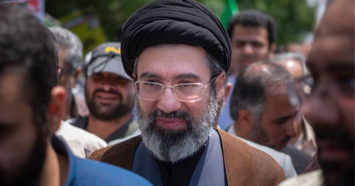 ইরানের সর্বোচ্চ নেতা হিসেবে মোজতবা খামেনির নাম ঘোষণা