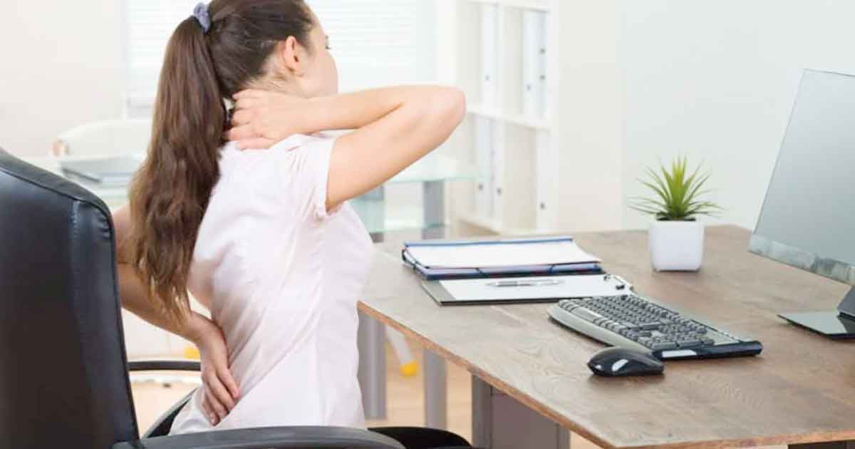 একটানা বসে কাজ করলে যেসব শারীরিক সমস্যা হতে পারে