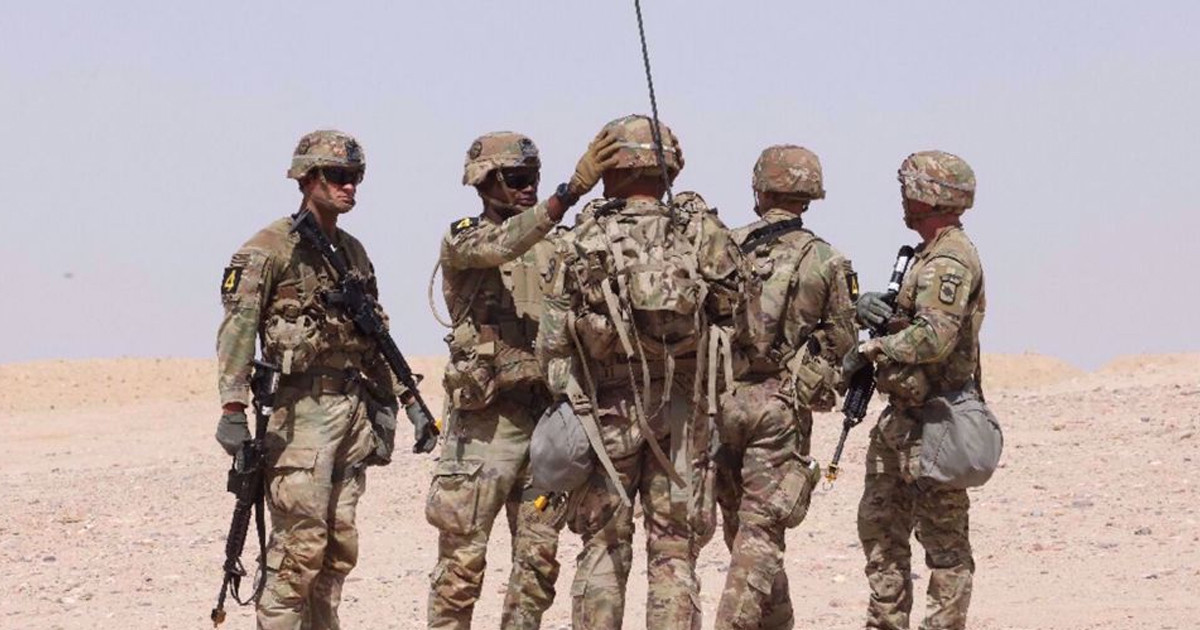 কুয়েতে মার্কিন ঘাঁটিতে ইরানের হামলায় ১০০ মার্কিন সেনা আহত, দাবি আইআরজিসির