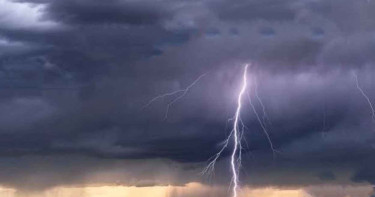 ধেয়ে আসছে বৃষ্টি বলয় ‘গোধূলি’