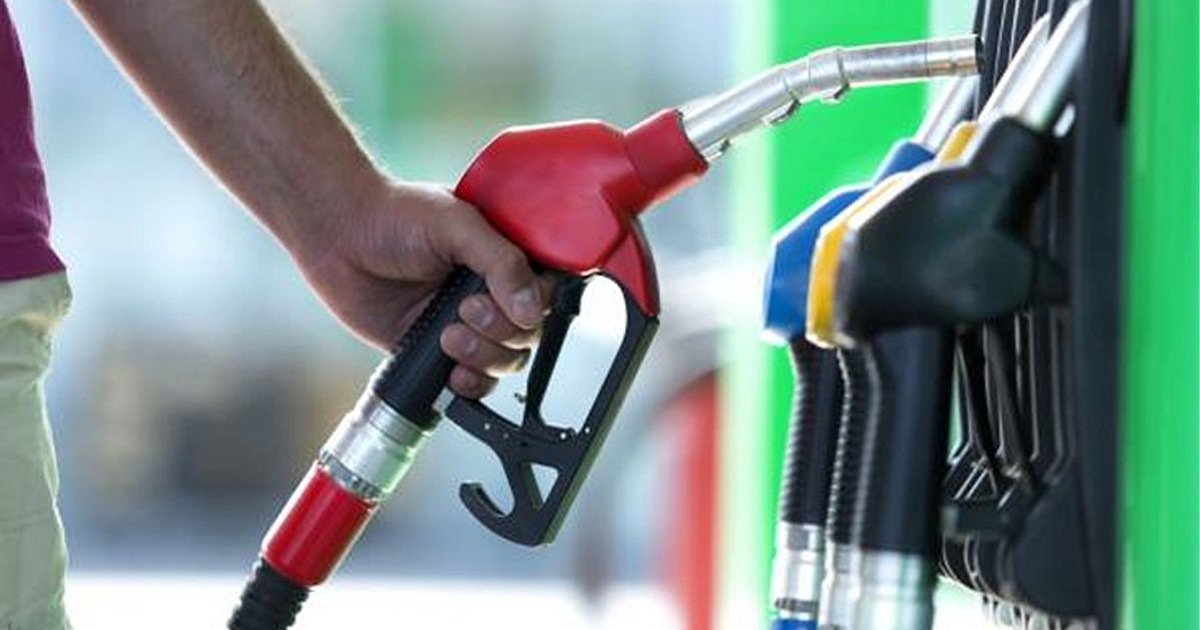 ছুটির দিনে জ্বালানি তেল নিয়ে সরকারের জরুরি নির্দেশনা