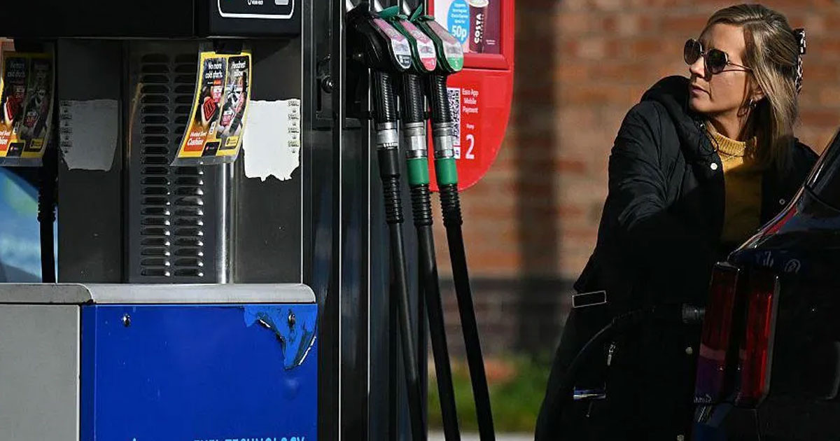 তেলের দাম ১০০ ডলার ছুঁইছুঁই, বিশ্ববাজারে অস্থিরতা