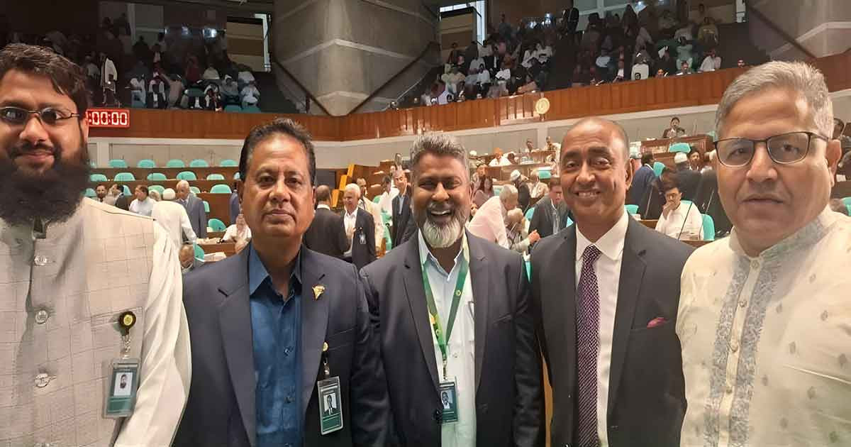 ঢাবির এক হল থেকে ৫ সংসদ সদস্য, সংসদে ছবি তুলে করলেন শেয়ার