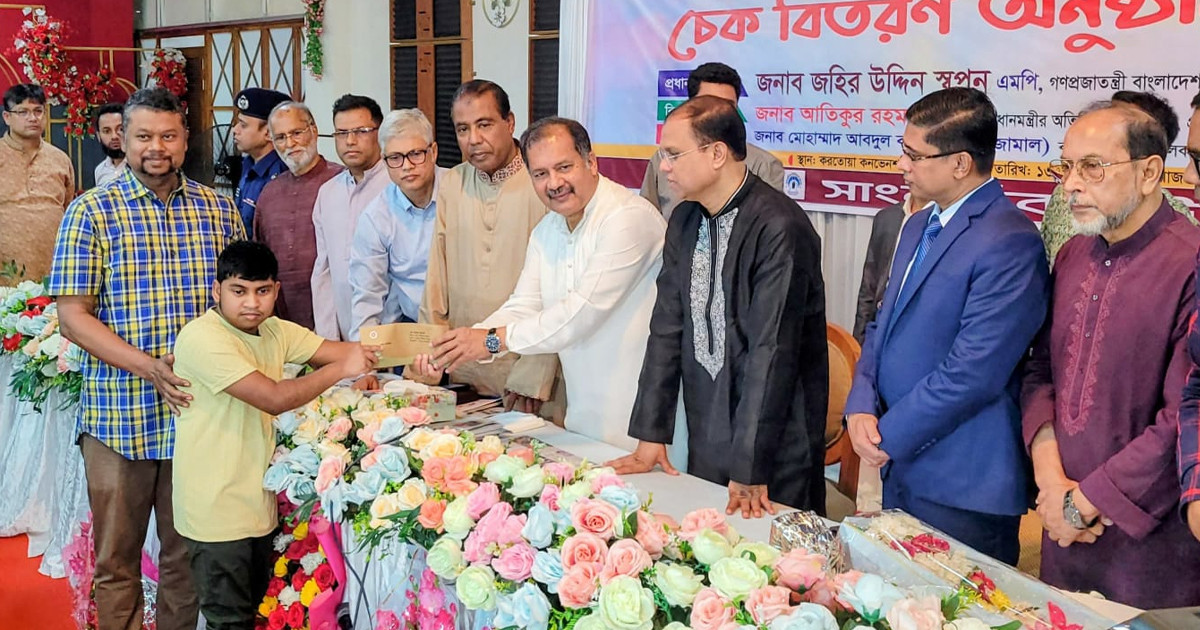 গণমাধ্যমের পূর্ণ স্বাধীনতা নিশ্চিত করার লক্ষ্যে কাজ করছি: তথ্যমন্ত্রী