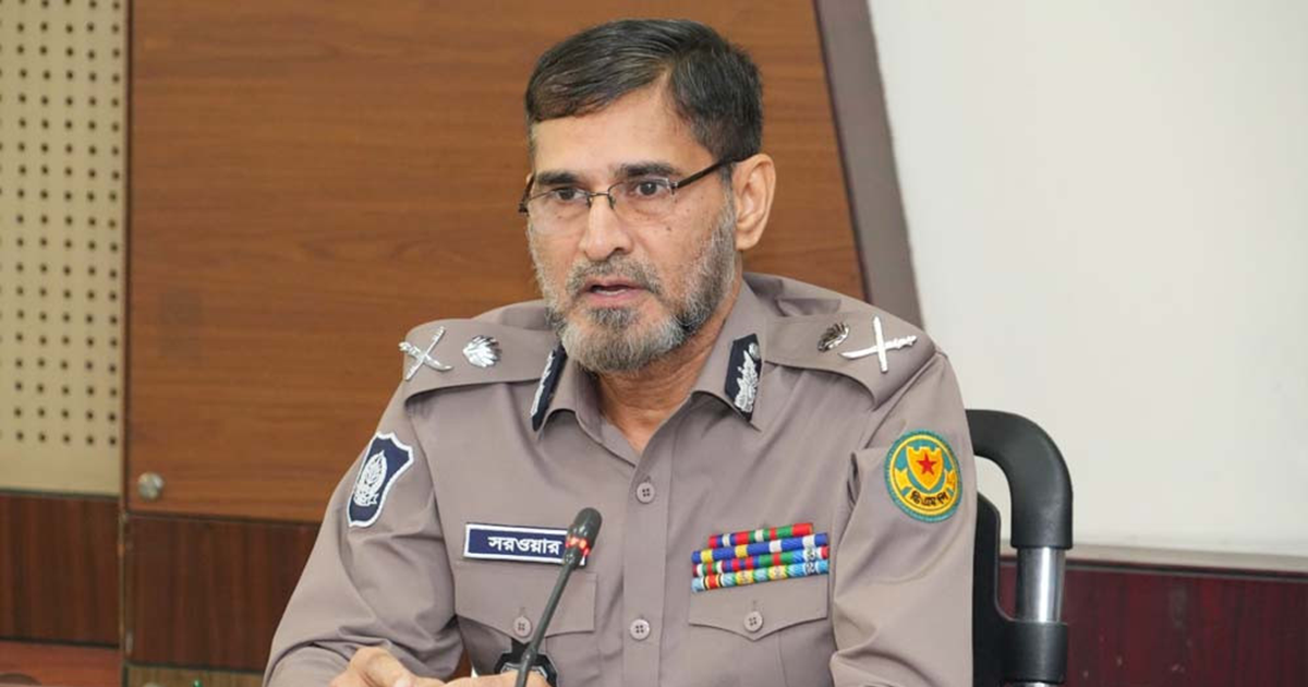 ঈদযাত্রা নির্বিঘ্ন হওয়ার প্রত্যাশা ডিএমপি কমিশনারের