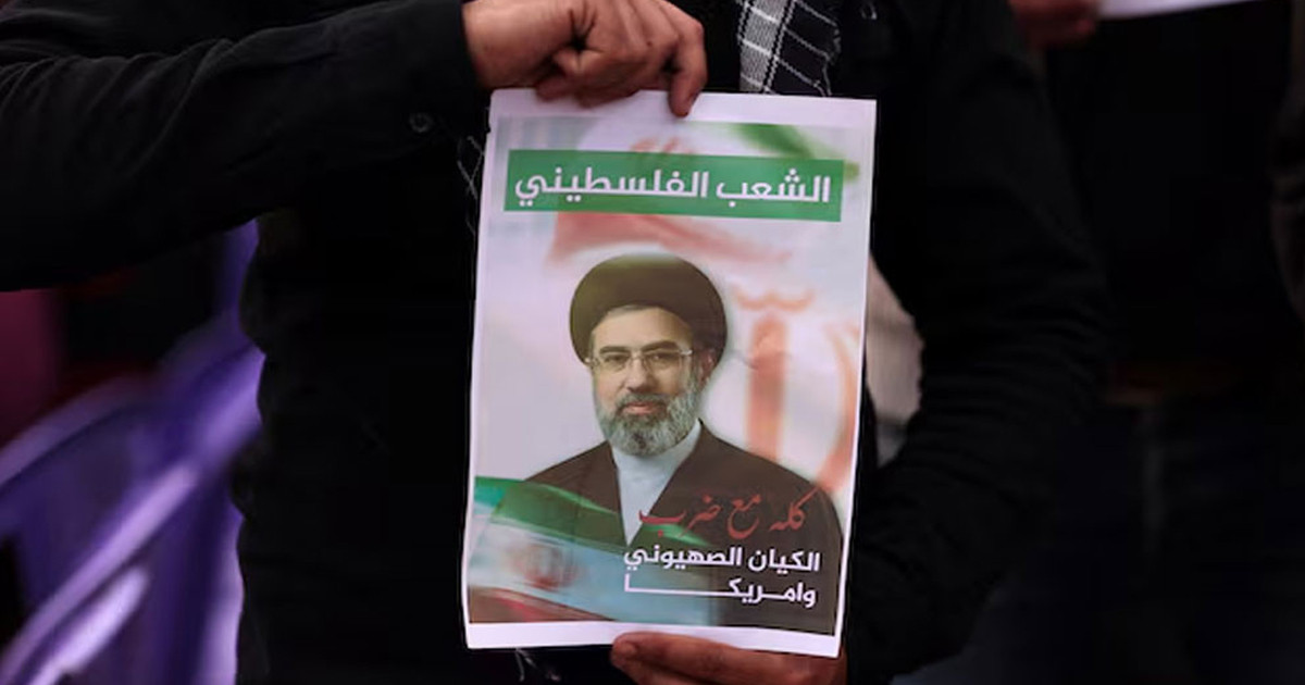 খামেনিসহ ইরানের শীর্ষ নেতাদের ধরতে যুক্তরাষ্ট্রের পুরস্কার ঘোষণা