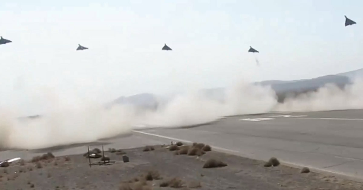 ‘মার্কিন সন্ত্রাসীদের’ খোঁজে ড্রোন অভিযান চালাচ্ছে ইরান