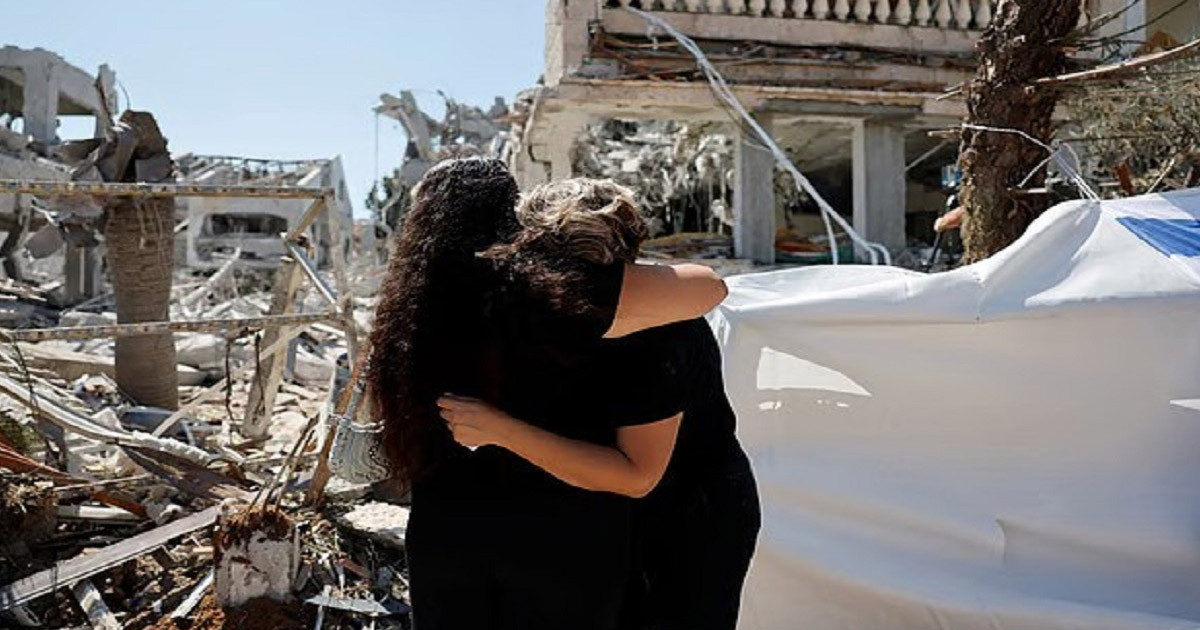 ইরানের মিসাইলের আঘাতে ২ ইসরায়েলি আহত