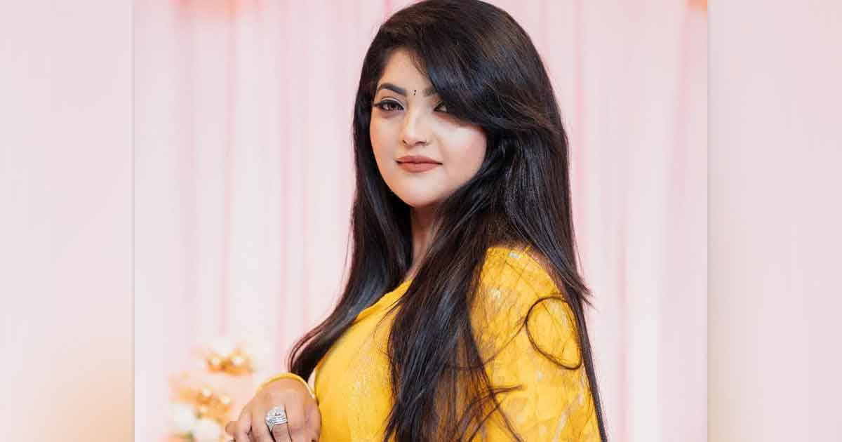 হঠাৎ ফেসবুকে কণ্ঠশিল্পী সালমার আবেগঘন বার্তা