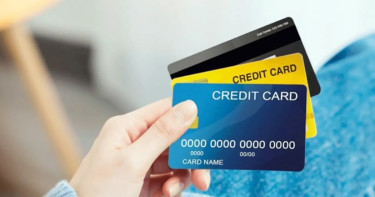 গ্রাহকদের সুবিধার্থে ক্রেডিট কার্ডের ঋণসীমা বাড়াল কেন্দ্রীয় ব্যাংক