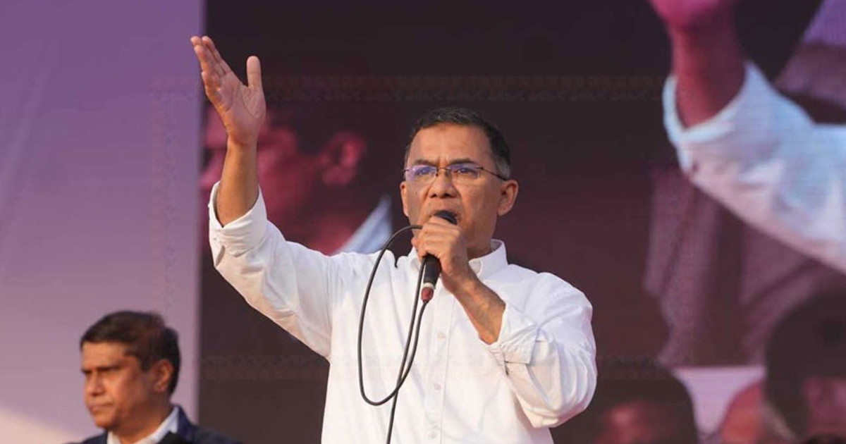 খাল খনন কর্মসূচির উদ্বোধনে সৈয়দপুরে পৌঁছেছেন প্রধানমন্ত্রী