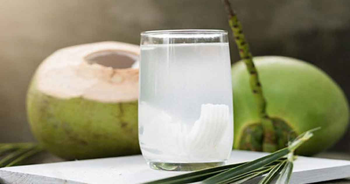 ইফতারে খালি পেটে ডাবের পানি খেলে কী হতে পারে?