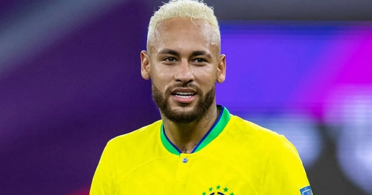 আমি বিশ্বকাপ খেলতে চাই, কিন্তু এটি এখন আর আমার হাতে নেই: নেইমার