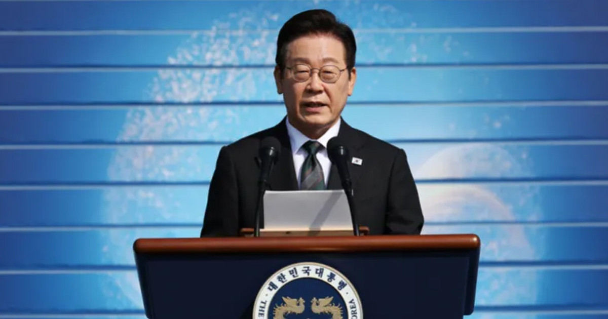 জ্বালানি সংকট সমাধানে কূটনৈতিক সমাধান চায় দ. কোরিয়া: প্রেসিডেন্ট