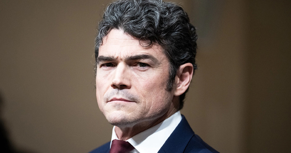 নিজ দেশের প্রতি অনাস্থা জানিয়ে পদত্যাগ করলেন মার্কিন শীর্ষ কর্মকর্তা