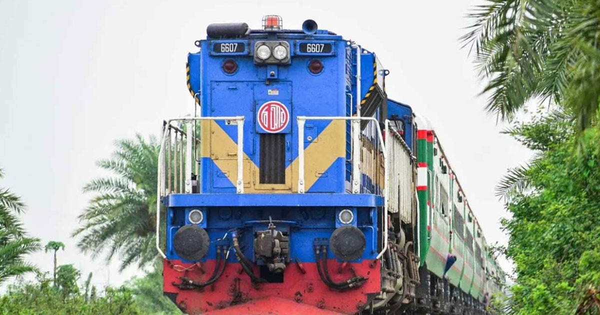 ঈদ ফিরতি ট্রেনযাত্রার ষষ্ঠ দিনের টিকিট বিক্রি শুরু আজ