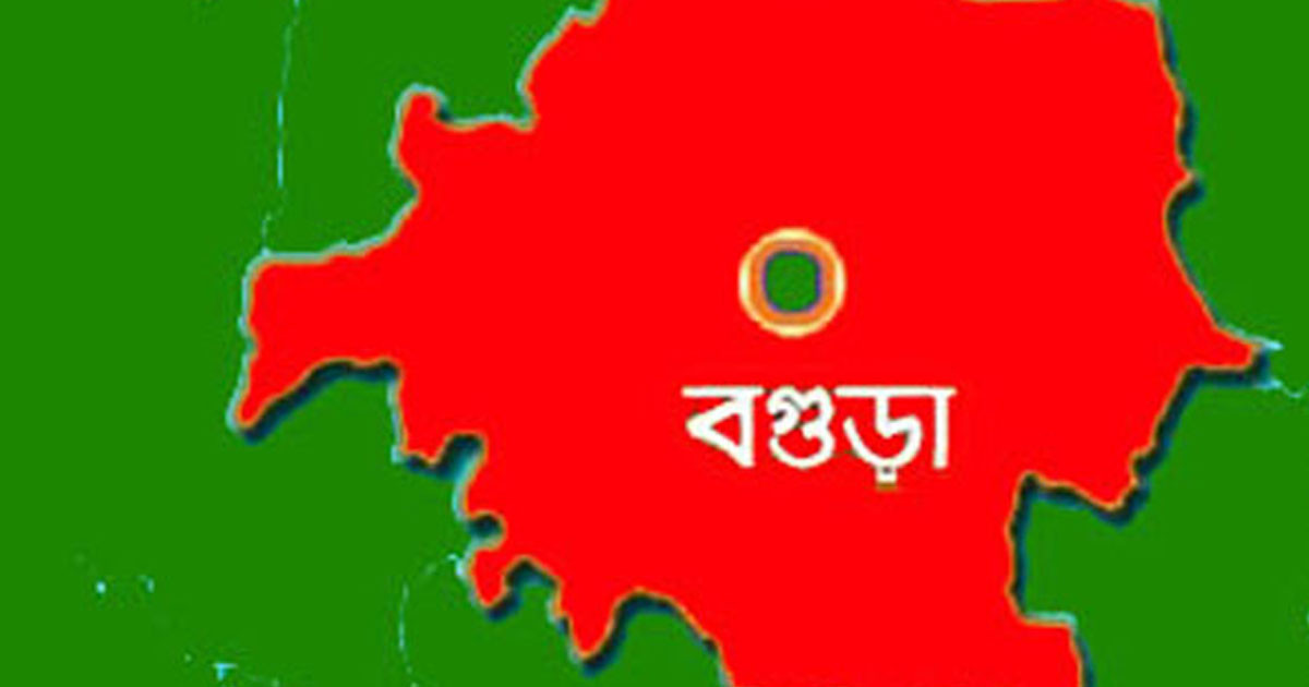 বগুড়ায় মাইক্রোবাস নিয়ন্ত্রণ হারিয়ে নিহত ৩