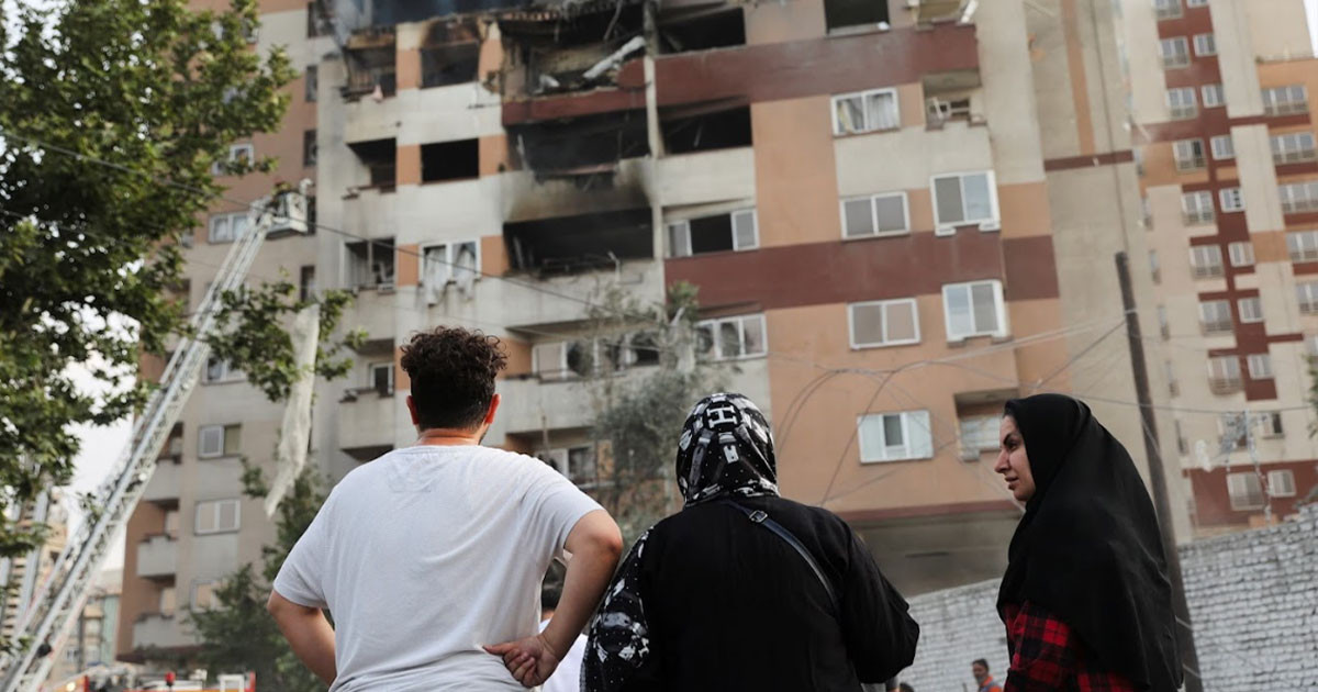 যুদ্ধবিধ্বস্ত ইরান থেকে ফেরানো হচ্ছে বাংলাদেশিদের