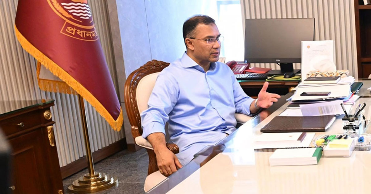 ঈদের ছুটিতে নিজ বাসভবন থেকে সরকারি কাজ করছেন প্রধানমন্ত্রী