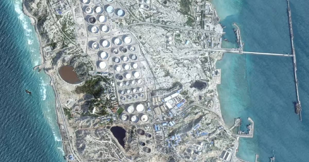 হরমুজ দিয়ে ইরানের তেল রপ্তানি আগের মতোই রমরমা, বিপদে অন্যরা!