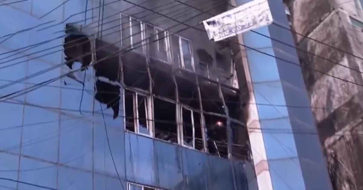চট্টগ্রামের টেরিবাজারে মার্কেটে আগুন, নিহত ২