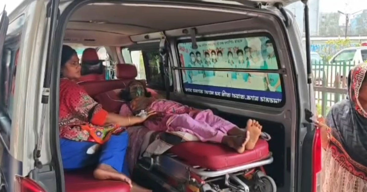 খুলনায় একই পরিবারের ৪ জনকে গুলি, ২ জনকে ঢাকায় প্রেরণ