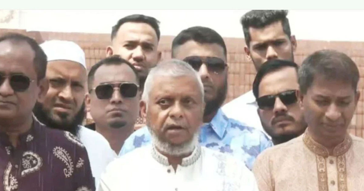 অন্যান্য বছরের তুলনায় এবার শ্রমিকেরা বেতন-ভাতা ঈদের আগেই পেয়েছেন: শ্রমমন্ত্রী