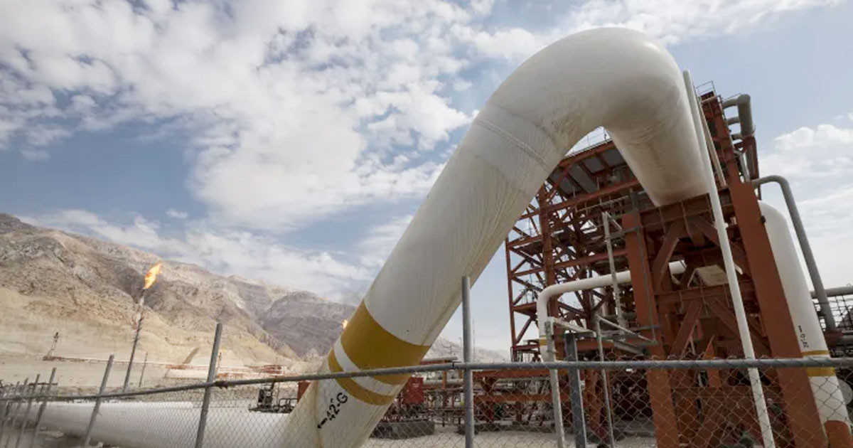 জ্বালানি স্থাপনায় হামলা ‘বড় ভুল’, কঠোর জবাবের হুঁশিয়ারি ইরানের