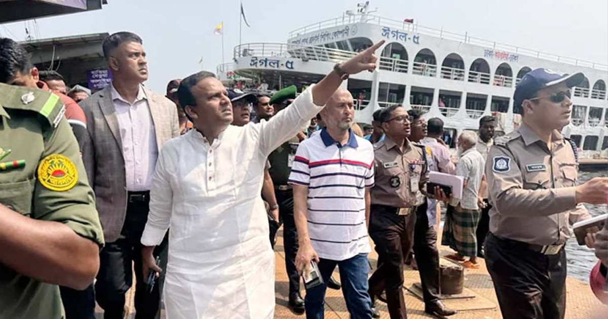 নৌকা থেকে লঞ্চে যাত্রী ওঠা বন্ধে কঠোর হচ্ছে সরকার: নৌ প্রতিমন্ত্রী
