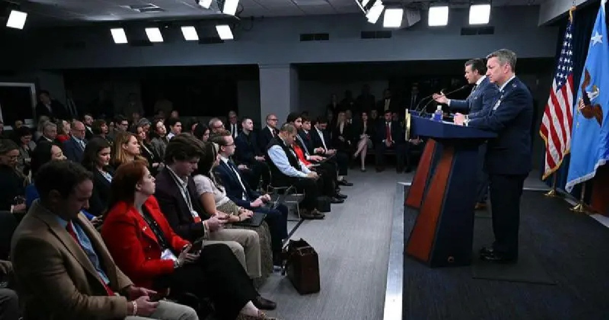 যুক্তরাষ্ট্র ইরানের ৭ হাজারের বেশি লক্ষ্যবস্তুতে আঘাত হেনেছে: পেন্টাগন